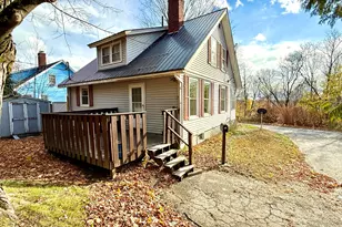 15 Fay Ct, Dexter, ME 04930 - Photo 1