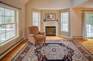25 Cambridge Ct, Kennebunk, ME 04043 - Photo 1