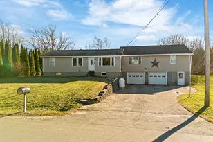 3 Kingman St, Fairfield, ME 04937 - Photo 1