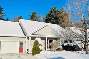 24 York Ledge Dr, Cumberland, ME 04110 - Photo 1