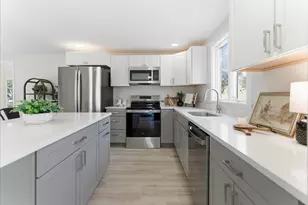 670 Wiscasset Rd, Boothbay, ME 04537 - Photo 1