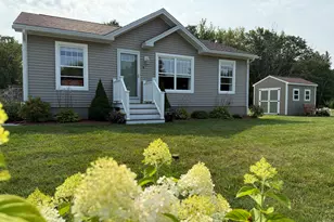 4 Hayfield Ln, Lisbon, ME 04250 - Photo 1