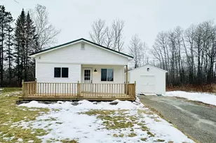 14 Crestmont Cir, Presque Isle, ME 04769 - Photo 1