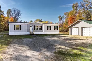 3 Back Rd, Abbot, ME 04406 - Photo 1