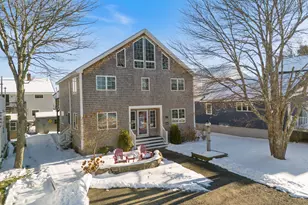 106 S Tibbetts Ave, Wells, ME 04090 - Photo 1