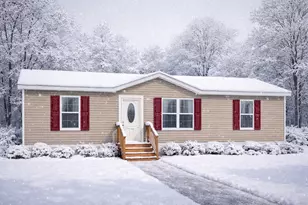 65 Deane St, Gardiner, ME 04345 - Photo 1