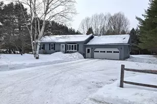 23 Olde Parkway Rd, Springfield, ME 04947 - Photo 1