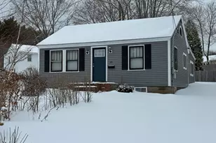 241 Lincoln St, Saco, ME 04072 - Photo 1