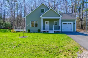 17 Youngs Ln, Freeport, ME 04032 - Photo 1