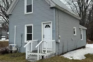 19 Knapp St, Livermore Falls, ME 04254 - Photo 1