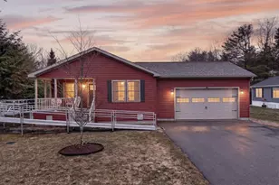 33 Sandalwood Cir, Kittery, ME 03904 - Photo 1