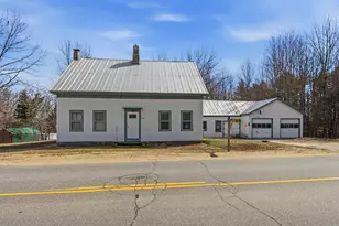 982 King St, Oxford, ME 04270 - Photo 1
