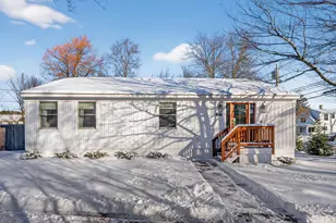 1038 Ocean Ave, Portland, ME 04103 - Photo 1