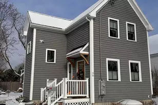 30 Crescent St, Rockland, ME 04841 - Photo 1