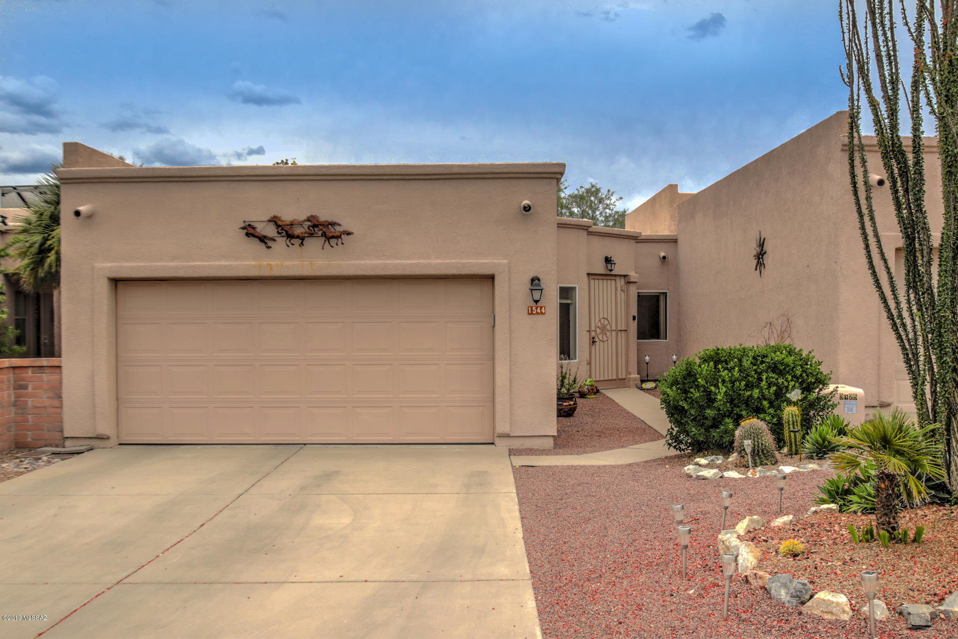 1544 N Rio Mayo Green Valley Az 85614 Mls 21912912 Coldwell Banker