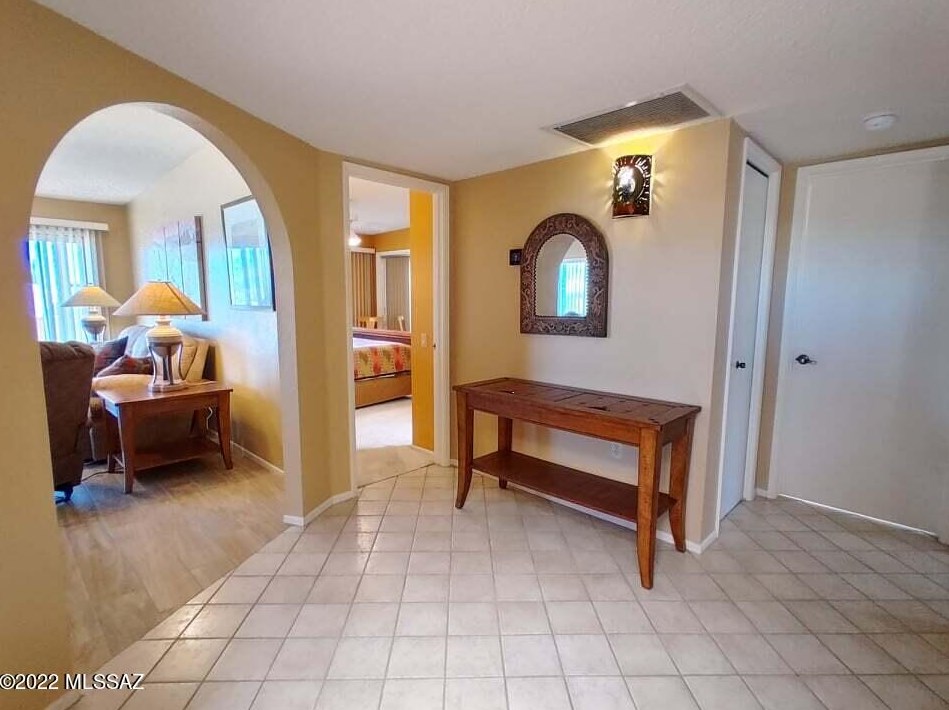 1561 W Placita Travis, Green Valley, AZ 85622