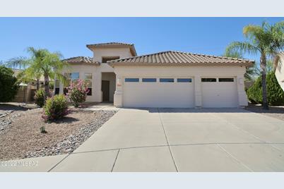 9183 N Treasure Mountain Drive, Tucson, AZ 85742 - Photo 1