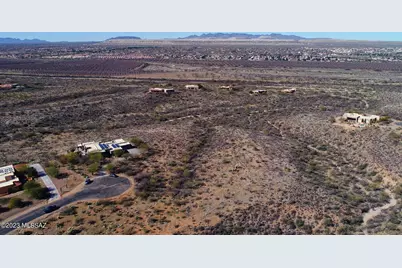 640 Canyon Rock Road #00049, Green Valley, AZ 85614 - Photo 9