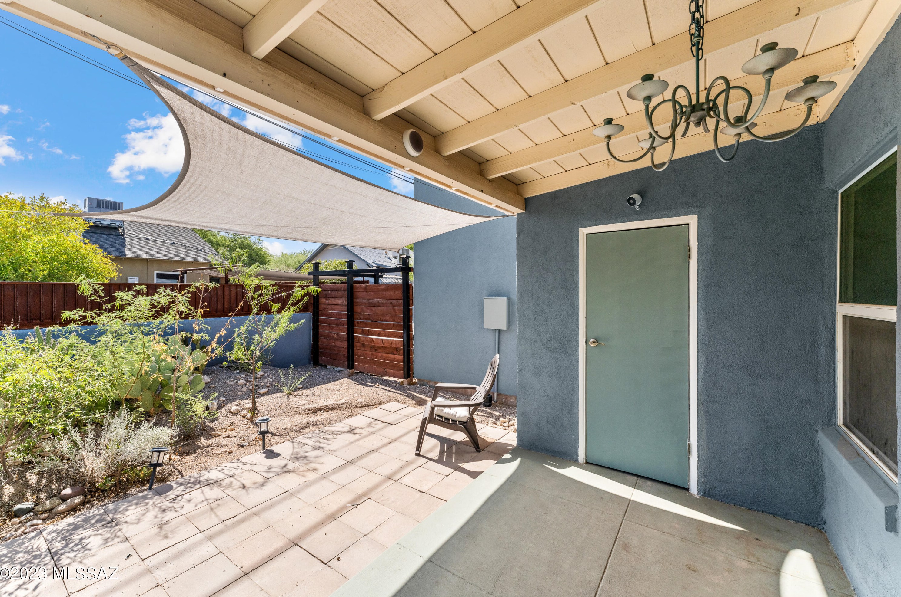 948 10th Ave, Tucson AZ  85705-7624 exterior