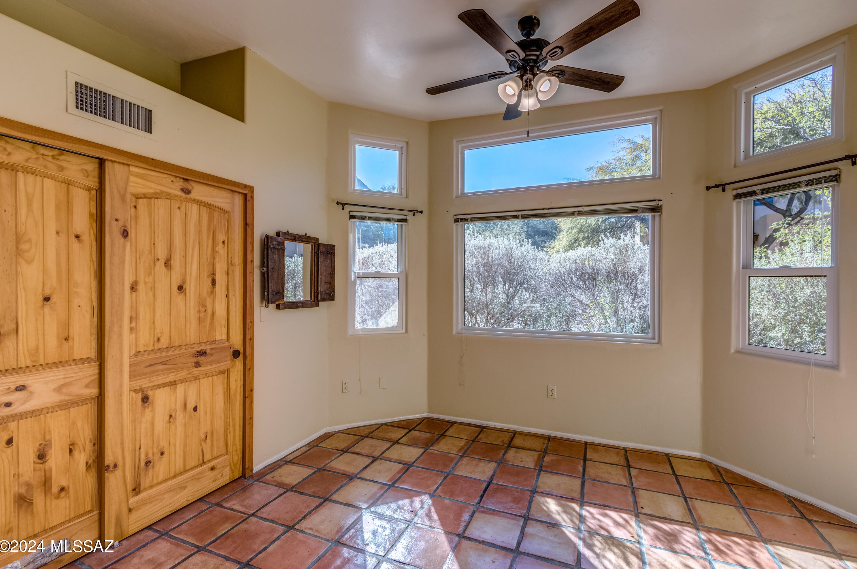 1765 Deer Shadow Ln, Tucson AZ  85737-9186 exterior