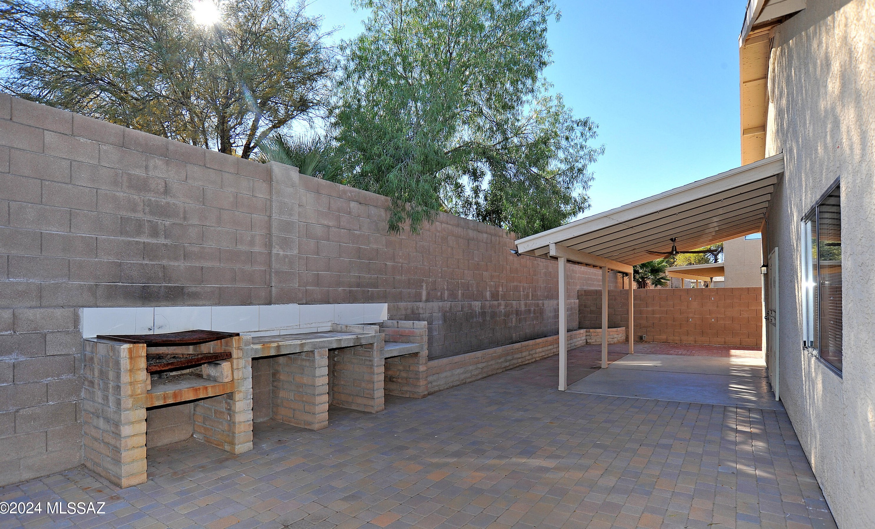 2561 Blaine Ct, Tucson AZ  85745-3364 exterior