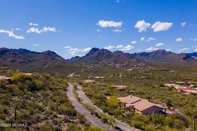 4251 Mountain Side Drive #21, Tucson, AZ 85745 - Photo 11