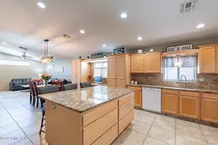6952 W Tacna Dr, Tucson, AZ 85743 - Photo 3