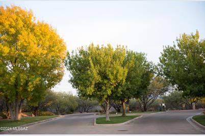 2022 Old Stone House Trail, Sahuarita, AZ 85629 - Photo 1