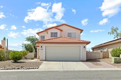 9573 N Albatross Drive, Tucson, AZ 85742 - Photo 1