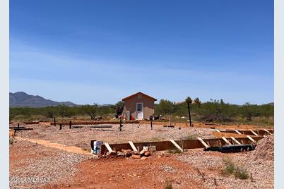 988 El Rancho Boulevard #B, Huachuca City, AZ 85616 - Photo 1