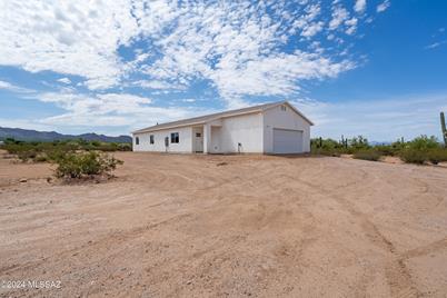 6983 N Boswell Lane, Tucson, AZ 85743 - Photo 1