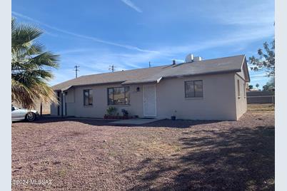 6272 E 28th Street, Tucson, AZ 85711 - Photo 1