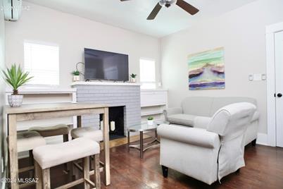 12 E University Boulevard #14, Tucson, AZ 85705 - Photo 1