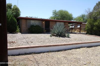 5526 E 2nd Street, Tucson, AZ 85711 - Photo 1