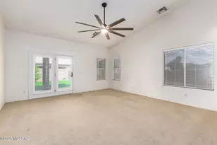 9148 N Ingrid Pl, Tucson, AZ 85743 - Photo 15