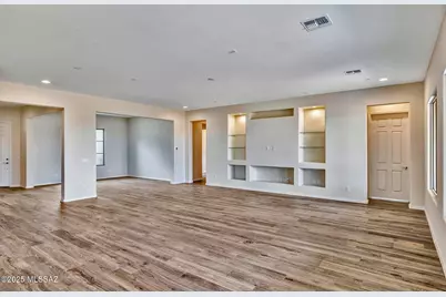 8257 S Silver Oak Drive, Tucson, AZ 85747 - Photo 17