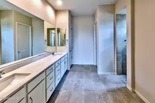 8257 S Silver Oak Dr, Tucson, AZ 85747 - Photo 27