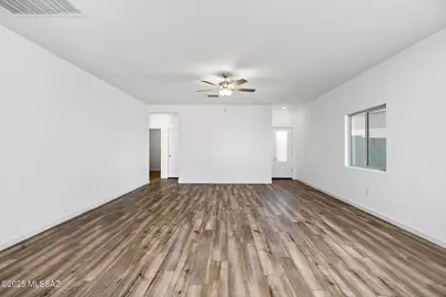 7287 W Cottage Farm Way, Tucson, AZ 85757 - Photo 3