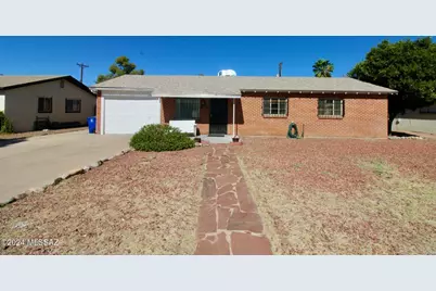 2701 E Warwick Vista, Tucson, AZ 85713 - Photo 1