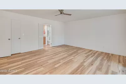 11421 E Holster Drive, Tucson, AZ 85749 - Photo 19