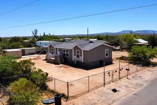 9405 S Vicki Dr, Tucson, AZ 85736 - Photo 3