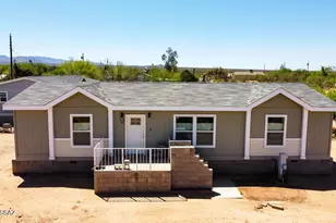 9405 S Vicki Dr, Tucson, AZ 85736 - Photo 1