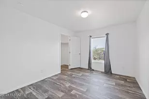 9405 S Vicki Dr, Tucson, AZ 85736 - Photo 27