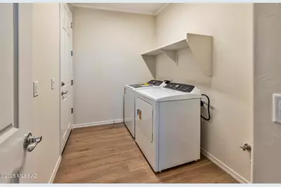 7988 S Sonoran Oak Drive, Tucson, AZ 85747 - Photo 17