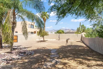 1901 W Carnoustie Place, Oro Valley, AZ 85737 - Photo 11