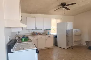 112 E 1st St, Mammoth, AZ 85618 - Photo 3