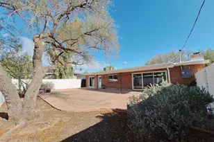 6932 E 4th St, Tucson, AZ 85710 - Photo 37