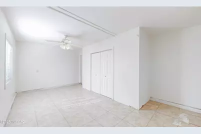 5352 S Carriage Hills Drive, Tucson, AZ 85746 - Photo 9