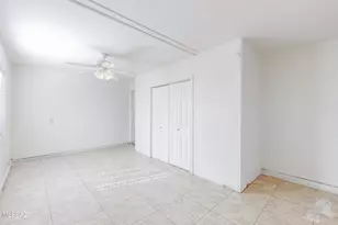 5352 S Carriage Hills Dr, Tucson, AZ 85746 - Photo 9