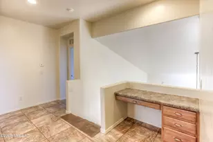 8273 N Amber Burst Dr, Tucson, AZ 85743 - Photo 21